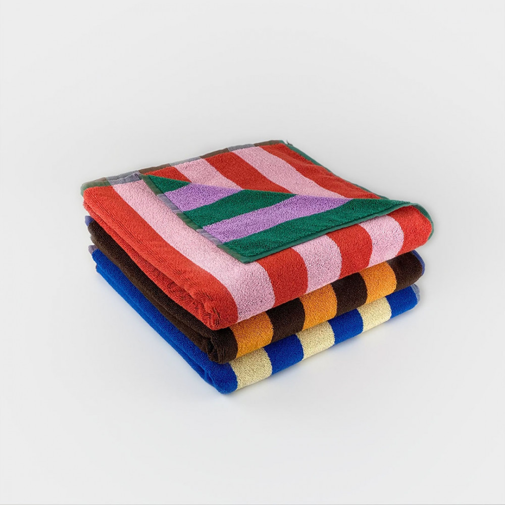 Colourful on sale bath towels